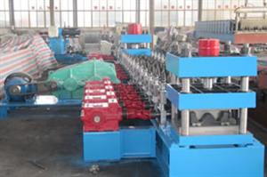 Guardrail Roll Forming Machine